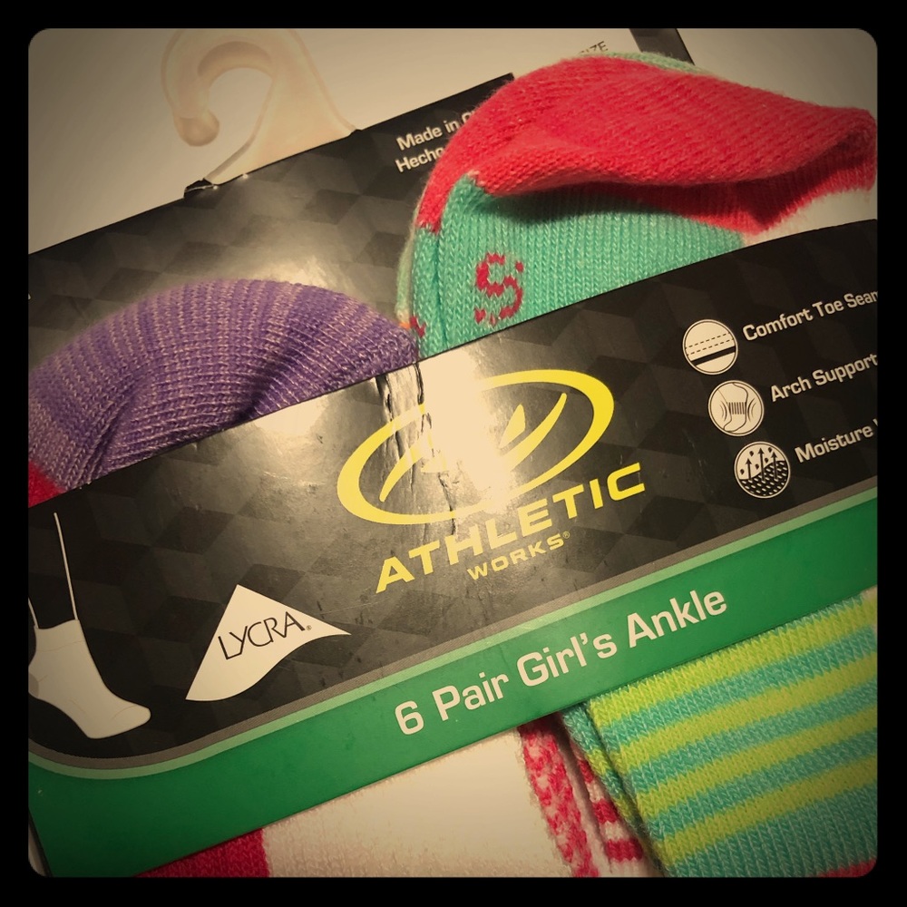 Athletic Works 6 Pk. Multicolor Socks. Girls SM